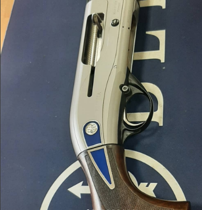 Buenas, 

Como dice el titulo, "Busco Cañon de 76cm para Beretta Lagrima Azul" si alguien tiene 00