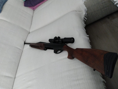Buenas. Un amigo mio vende un Benelli Argo en 300 winmag con visor. Con su consentimiento, aqui tienes 00