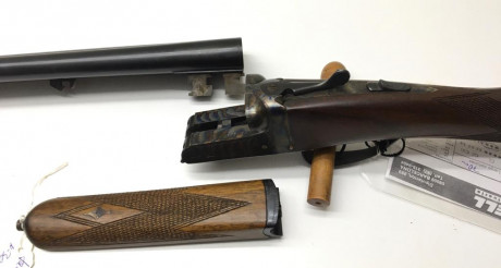 Hola. Hace poco compré una escopeta JABE (J. Antonio Belasategui) nueva, del 12-70, en la Armería Ravell. 90