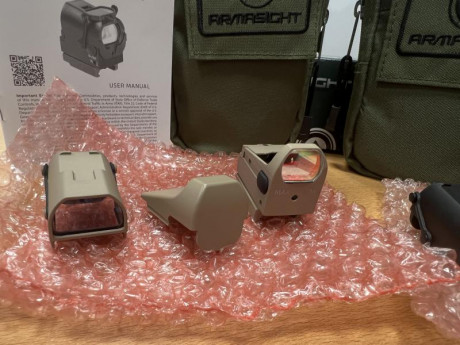 Mira de colimación en miniatura MCS

El Armasight MCS (Miniature Collimating Sight) es una mira de colimación 12