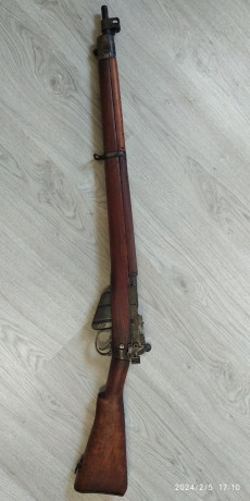 Buenas,

Vendo, completamente inutilizados: 

LEE ENFIELD Nº1 MKIII - Precio: 550€
LEE ENFIELD Nº4 MKI 01