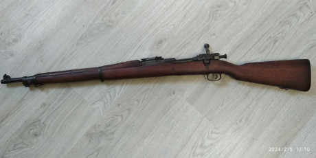 Buenas,

Vendo, completamente inutilizados: 

LEE ENFIELD Nº1 MKIII - Precio: 550€
LEE ENFIELD Nº4 MKI 11