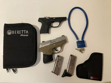 Compañera vende Beretta pico calibre 380 (9corto), con tres cargadores, funda, candado y armazón desert. 01
