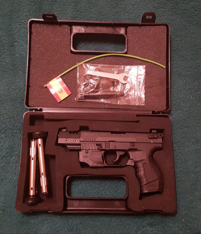 Vendo pistola Walther P22 con dos cañones, uno corto y el Target.
Va con maletín y dos cargadores.
Incluyo 21