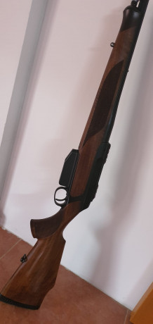 Se vende Sauer 202 con calibre 7 Remington magnum, cañón acanalado, dos cargadores de 3 y 5 cartuchos, 00