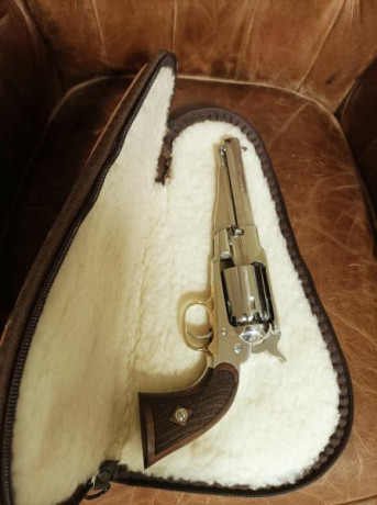 Se vende revólver, de Pietta, Remington New Model Army 1858, c. 44 y 5½", de acero inoxidable Zigrinata 01