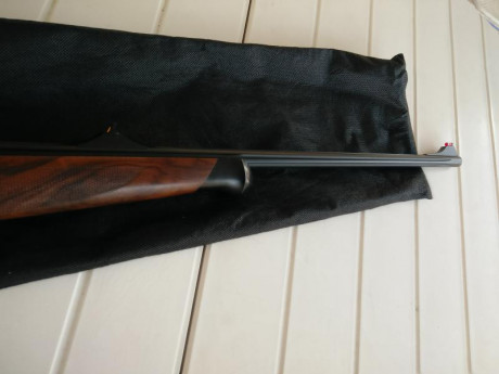 Vendo mi Sauer 202 custom en 7mmRM, cañon acanalado, pelo, maderas seleccionadas, maneta en pico de pato, 01