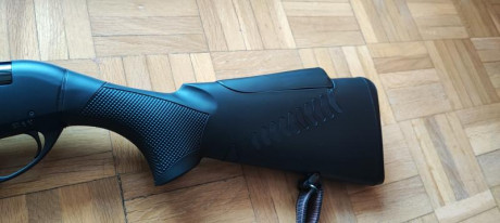 Rifle semiautomático Benelli Argo E Comfortech calibre 300wm. Como nuevo, solo ha disparado una caja y 10