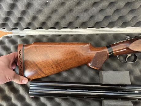 Se vende un lote de tres escopetas para plato; Kromson D’or de trap, Laurona Trap y Browning Ultra Sporting. 30