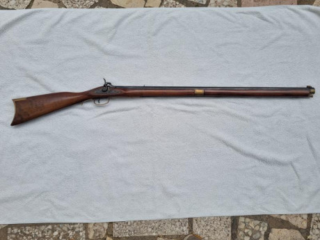 Vendo rifle KENTUCKY de MENDI cal. 45. Funciona perfectamente. Precio 80 euros + 50 euros de portes si 02