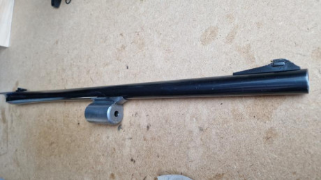 Cañon para beretta serie 301 302 303 y 304 con alza y punto para disparar cartuchos de bala.
Longitud 02