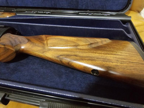 Buenas.
Pues por no adaptarme, pongo este post para venta de mi krieghoff. El estado, como se puede apreciar 01