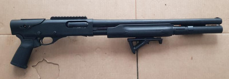 En venta escopeta de combate Remington 870 Magnum Táctica.
-  Marca : Remington
-  Modelo/Versión : 870
- 10