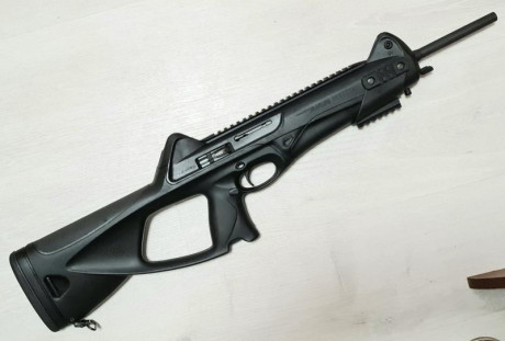 Por no darle uso, pongo a la venta mi Beretta CX4 Storm, del 9 pb, la versión que usa cargadores de la 02