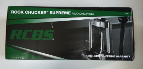 Se vende  prensa de recarga monoestación RCBS Rock Chucker Supreme .
Se entrega con su caja de embalaje 01