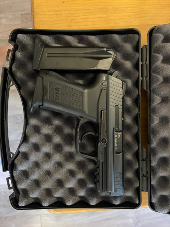 Buenos días.

Vendo HK 45C calibre 45acp en excelente estado y guiada siempre en A. Habré disparado no 01