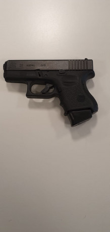 Un buen amigo y compañero se tiene que deshacer de su pistola GLOCK 26 Gen 3. Está como nueva, ya que 00