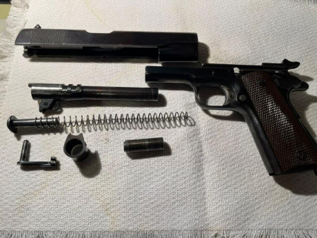 Hola,

Pongo a la venta esta Pistola 1911 A1, fabricada por Remington Rand para el ejercito americano 11