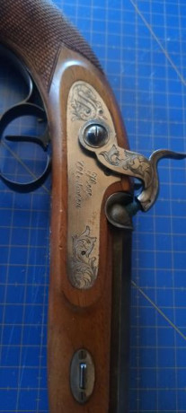 Buenas compañeros.

Vendo pistola Hege Uberlinger cal 33 hecha en Alemania.
Cañón de acero Krupp 

Conjunto 10