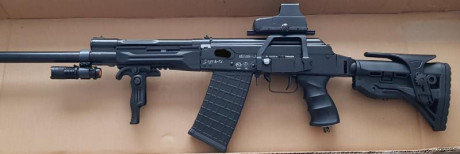 Vendo kit de accesorios para escopetas Saiga, consta de lo siguiente:
1-Guardamanos AKM con raíl picatinny 01