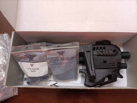 Buenos días,
Vendo este kit de CAA USA para las réplicas de las pistolas Glock 17, 18, 19 ,etc que respeten 10