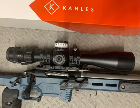 Vendo Kahles K525i CCW en MRAD y primer plano focal (FFP) con reticula SKMR3 en su caja original, en buen 00