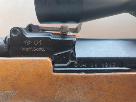 VENDIDO
Vendo Rifle 30-06 semiautomatico marca Molot,  con óptica Tasco Sport 1,5-6x42. El rifle tiene 11