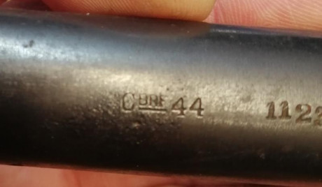 Estoy por comprar un rifle rolling block, calibre 44/40, en la guía pertenecía pone que es marca Remington 01