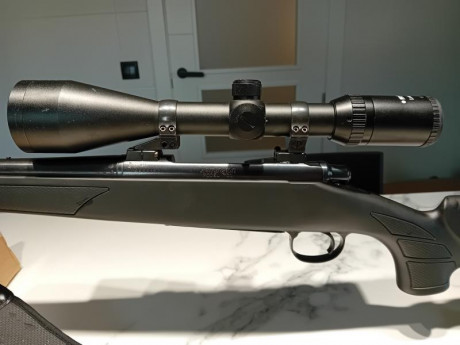 Vendo Remington 700 rifle calibre 7mm rem. Mag. Equipado con culata bergara sintética negra monturas apel 11