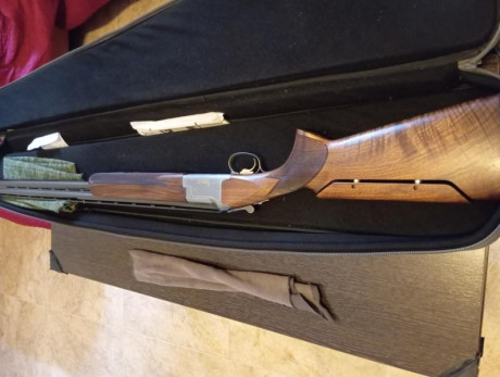 Buenos días compañeros, a ver si alguien puede arrojar luz sobre el origen de una BROWNING XT que he comprado 51