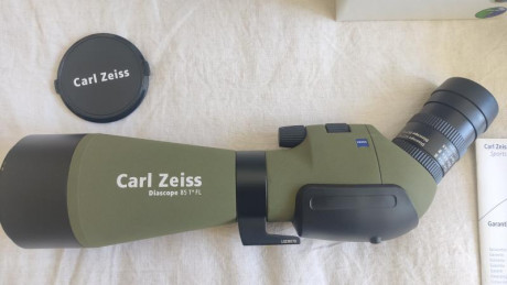 Telescopio Carl Zeiss Victory Diascope 85 T* FL Verde. Zoom 20-60 x 85 VENDIDO CERRAR!!

Siempre usado 00