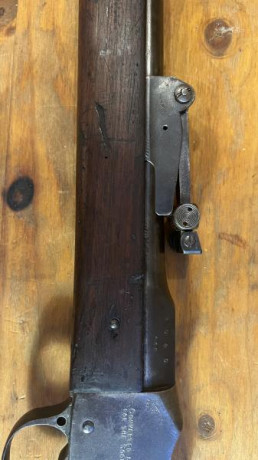 Se vende carabina de caballería  Martini Henry  fabricada por BSA en 1880; y posteriormente recamarada 60