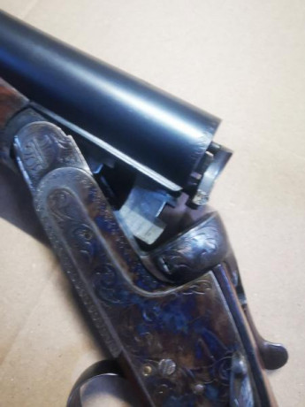 Se vende escopeta paralela Arrieta 510 
Calibre.. 12, 
Cañones de 70 cm. 
Tornilleria dorada 
Guardamanos, 21