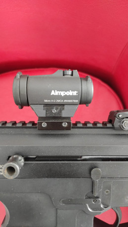 Escopeta semiautomática Hatsan DF12 de 12g estilo AR15. El estado de esta arma es como nueva. 

Funciona 02