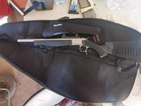 Perfecto estado, 450eur,el precio es sin visor, pero si se quiere con el pard ds35 70 montado sería 1200.,se 00