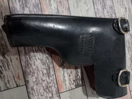 Sólo quedan este par de cachas 40 € 131