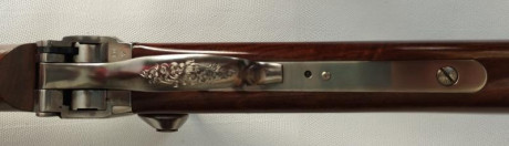 Rifle Sharps 1874 Sporting Pedersoli Extra de Lujo, el más alto de gama, profusamente grabado, maderas 100