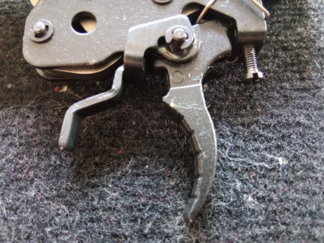 Buenas compañeros, 
De hace poco conseguí una Norica Marvic 2 del 4,5mm.
Muy buena carabina, con una calidad 02