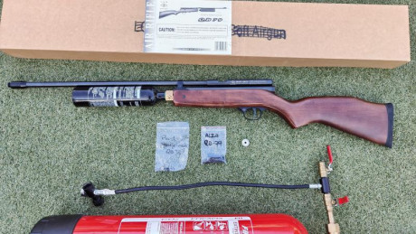 Por no usarla, vendo carabina QB79 de CO2 calibre 5,5, botella con valvula on/off para cerrar el paso 01