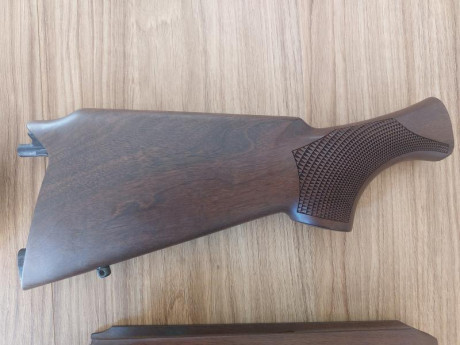 Se vende culata y guardamanos en madera de Benelli Argo E.

También se incluye cantonera de goma.


Muy 11
