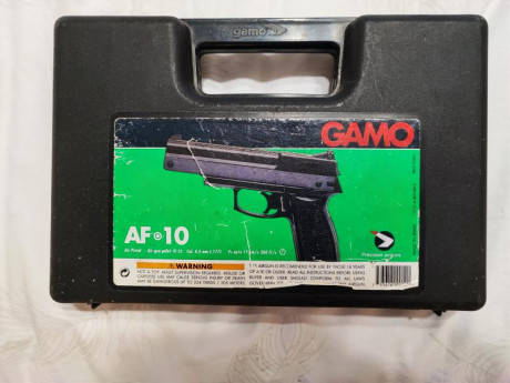 Muy buenas

Pongo a la venta esta pistola Gamo AF10 de aire precomprimido. Dispone de un cañón de acero 00