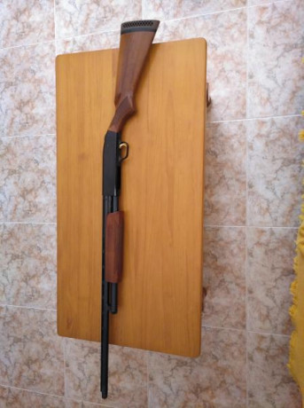 Pongo nuevamente  está Mossberg 500 calibre 20 con recamara Magnum, maderas impecables y con algún desgaste 01