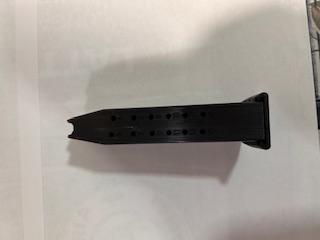Pues lo dicho se pone a la venta este arma en excelente estado, es de una compañera del club de tiro que 20
