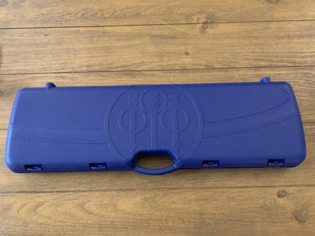 BERETTA 686 E TRAP
Cañon 76cm.
Culata ajustable.
Chokes fijos, de 2 y 1 estrella.

Precio: 1.500€.
No 31