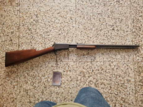 Se vende carabina WINCHESTER 1906 que dispara los tres calibres 22LR, 22 LARGO y 22 CORTO. Una carabina 00
