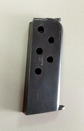 Muy buenas.
Vendo este cargador de Astra 200 del 6'35 en excelente estado y perfecto funcionamiento.
Tiene 10