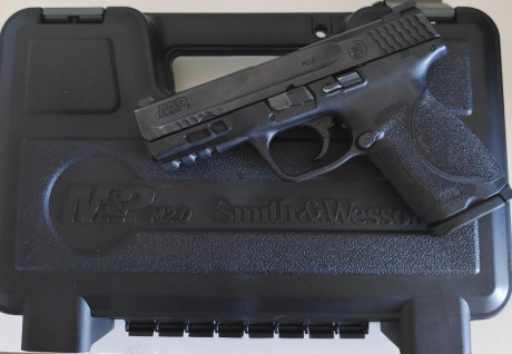 Vendo mi Smith & Wesson m&p 9 2.0 , con dos cargadores y funda fobus interior, guiada en A, está 72