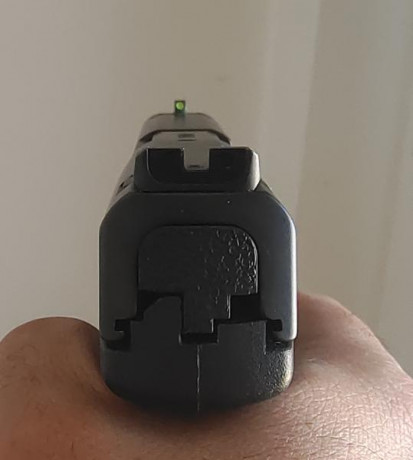Vendo mi Smith & Wesson m&p 9 2.0 , con dos cargadores y funda fobus interior, guiada en A, está 81