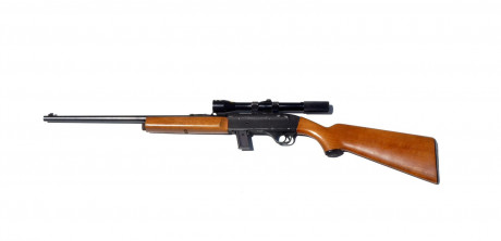 Carabina semiautomática marca Gevarm calibre 22 lr,  funcionamiento perfecto , marcas ligeras de oxido 01