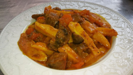 Hoy para comer acelgas hervidas y chuletón de vaca gallega vieja con seis semanas de maduración en cámara 30